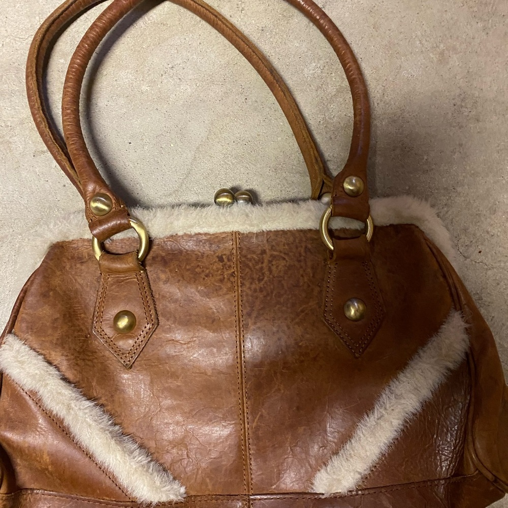 Purse - Picture 2 of 3